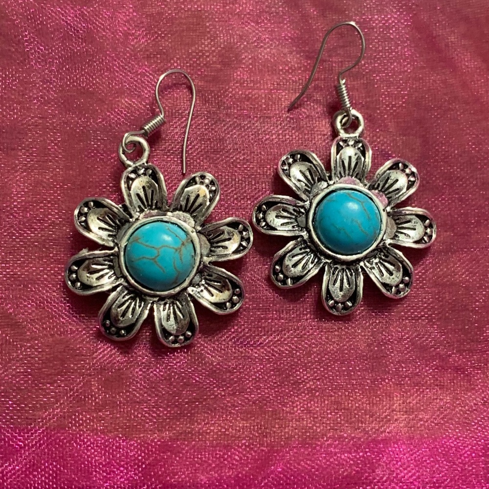 Fashion Earrings - Turquoise Blue Flower Dangle